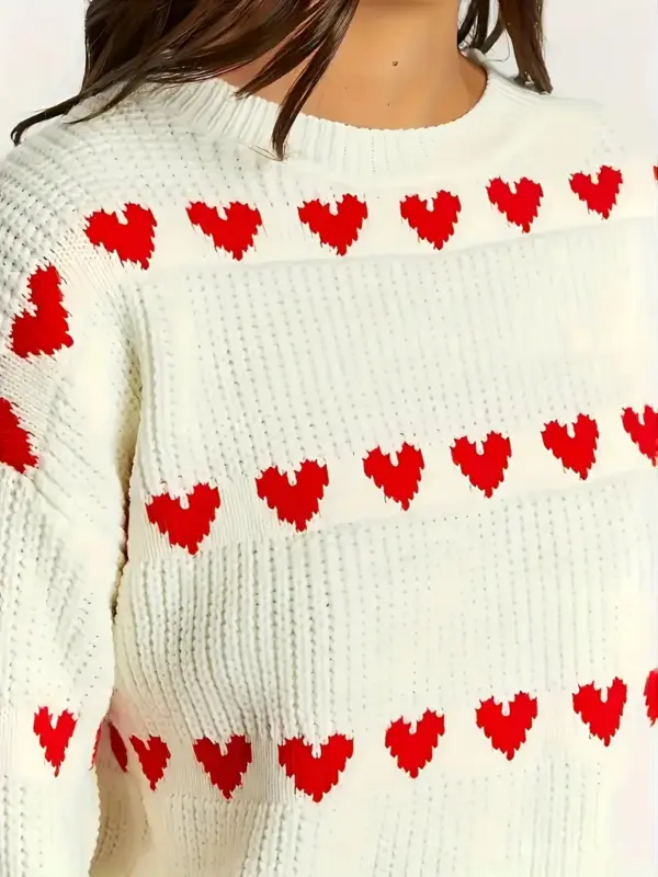 Women's heart-shaped crewneck knitted sweaters - Image 2