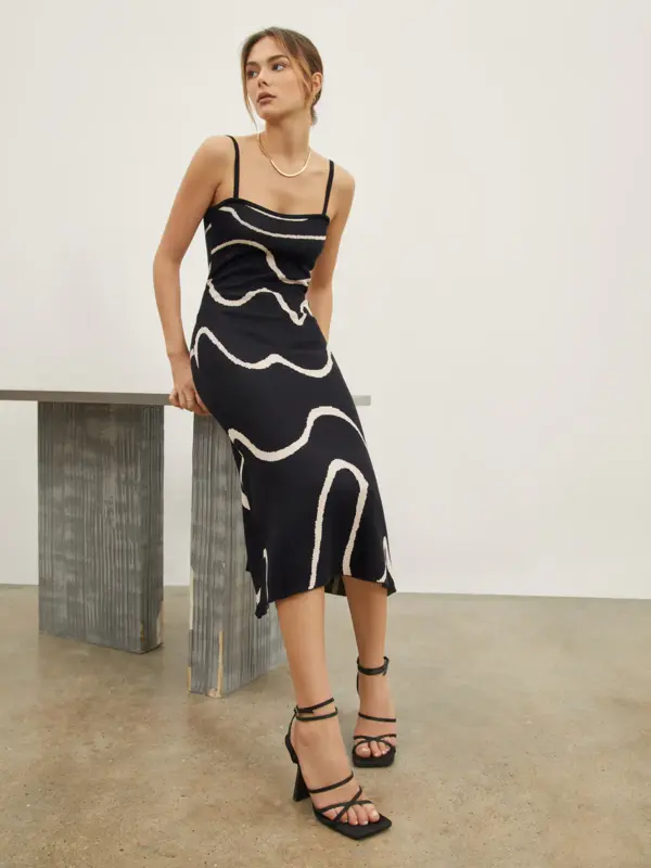 Wavy Print Strap Midi Dress - Image 3