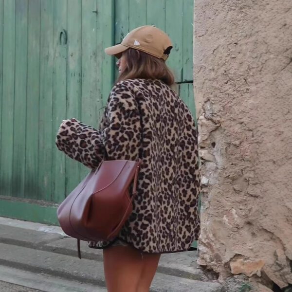 Leopard print long-sleeved jacket - Image 2