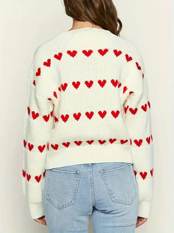 Women's heart-shaped crewneck knitted sweaters - Image 3