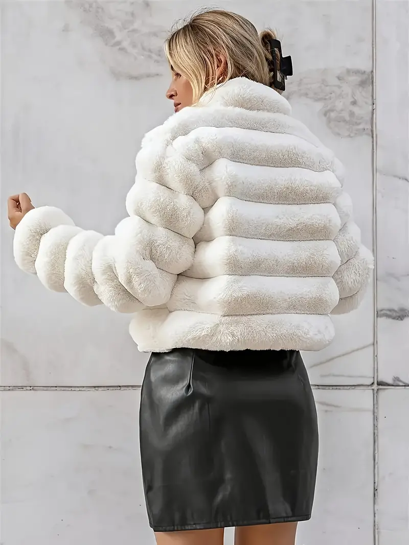 Faux fur jacket short lady - Image 2