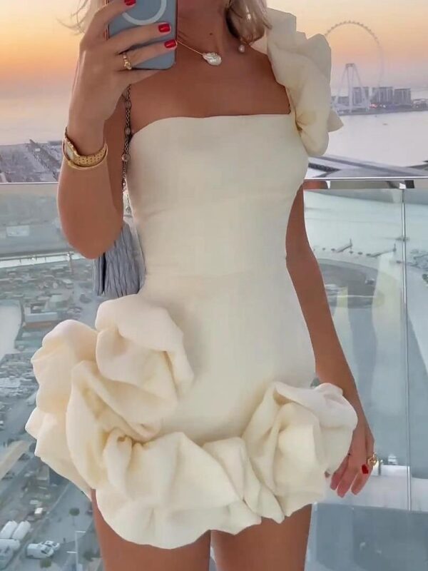 Ruffled flower bud waist dress - Image 3